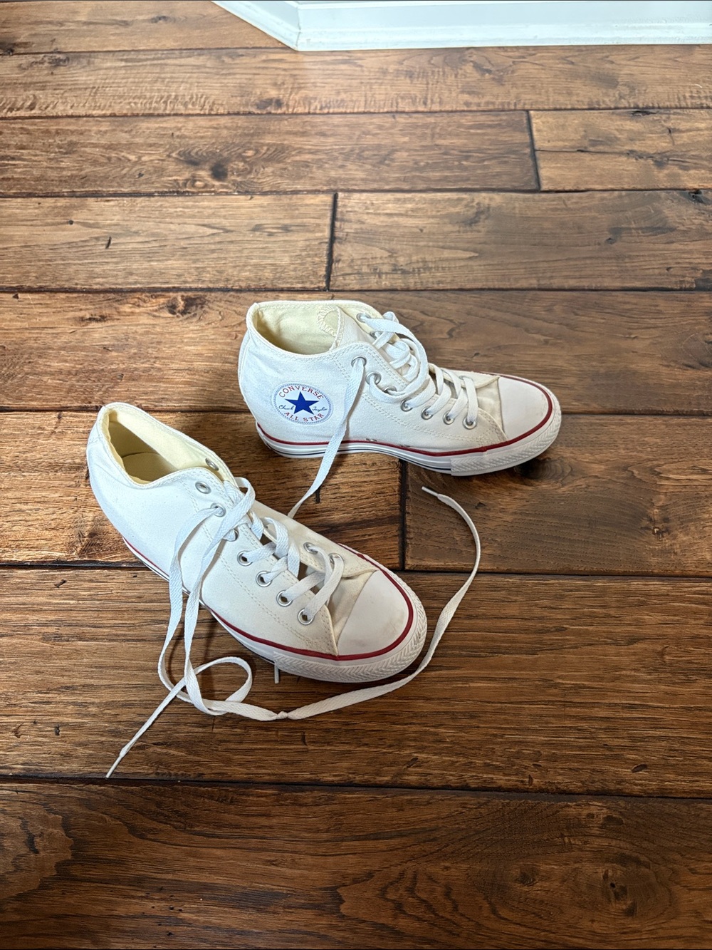 Converse Women's HIGH HEEL White High-Top Sneakers with Red Trim and Blue Star